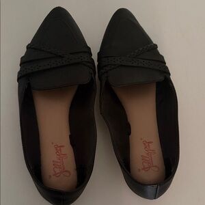 Jellypop Black Pointed-Toe Slip-On Flats with Braided Strap
